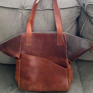 Ixchel Triangle leather tote